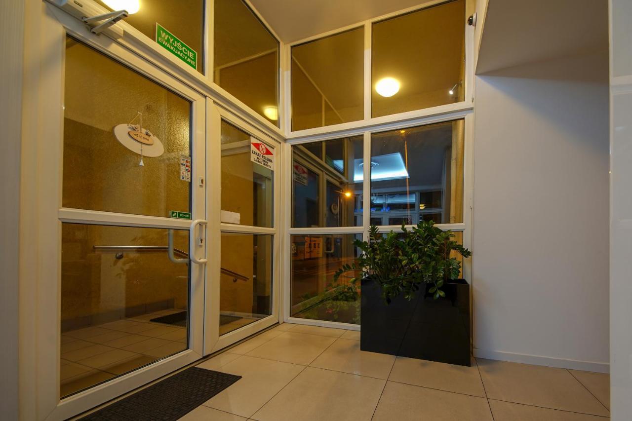 Hotel Sara Koło Εξωτερικό φωτογραφία